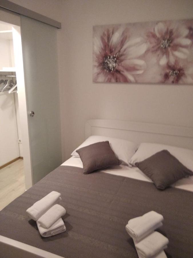Apartment Mateo Split Buitenkant foto
